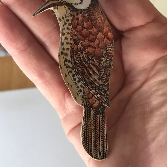 Bird Pin Brooch Handmade vintage bird watcherNew - Picture 5 of 7